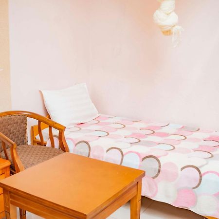 Tigers's apartment Hotel Bujumbura Buitenkant foto