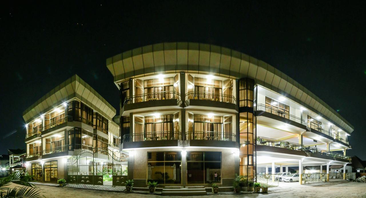 Tigers's apartment Hotel Bujumbura Buitenkant foto